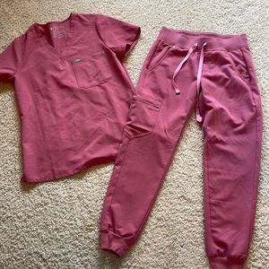 Figs breast cancer limited edition scrub set